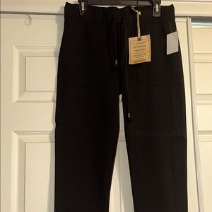 NWT Democracy Ab Leisure Pants